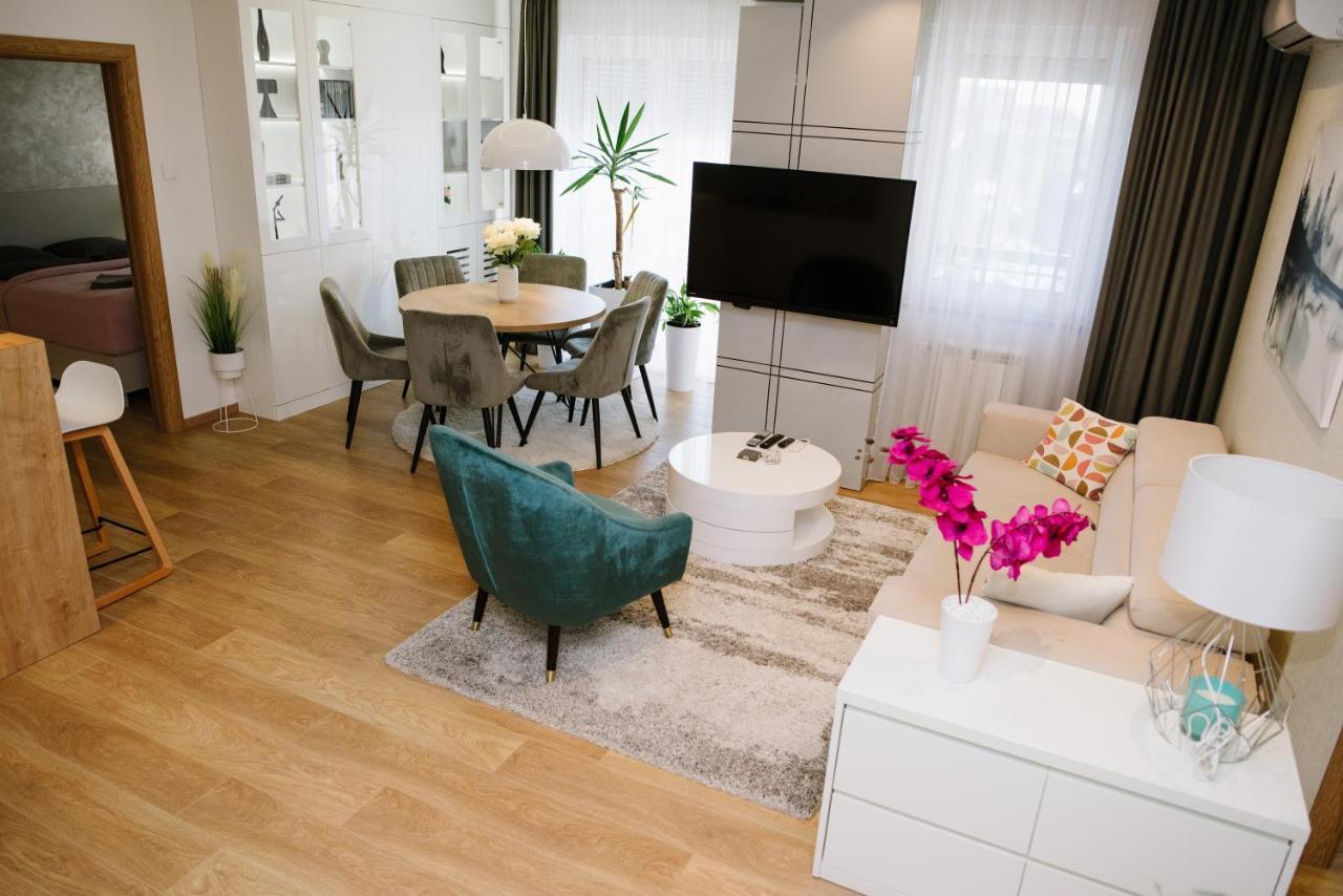 Lusso Apartman Суботиця Екстер'єр фото